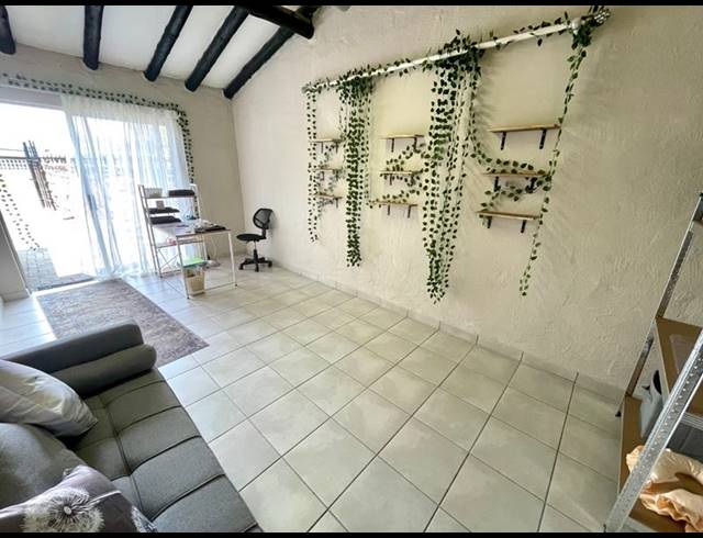 4 BEDROOM HOUSE FOR SALE IN KENMARE